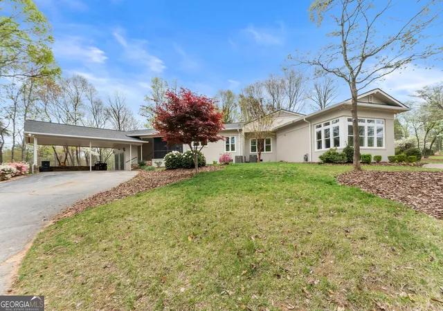 1st image of 664 Chenocetah Dr, Cornelia, GA 30531 | MLS# 10827527