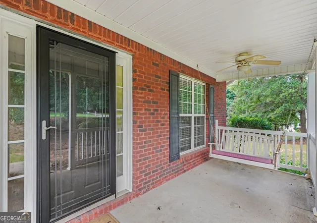 Photo 3 of Single family home for sale at 306 Park Chase Ct, Griffin, GA 30224 | MLS# 10808715 | Listing updated on 2026-09-14