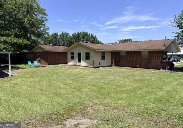 2nd image of 231 Auburn St, Baxley, GA 31513 | MLS# 10798367