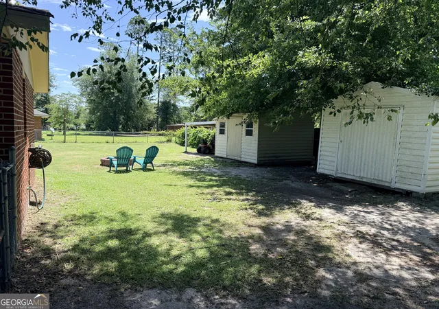 Photo 3 of Single family home for sale at 231 Auburn St, Baxley, GA 31513 | MLS# 10798367 | Listing updated on 2026-09-19