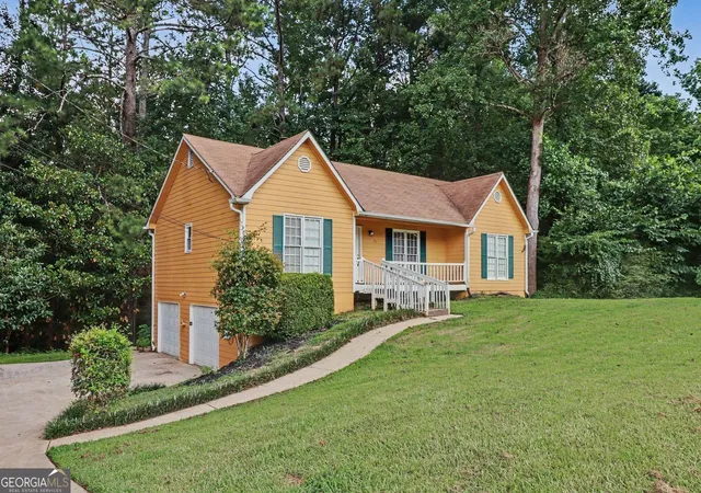 2nd image of 72 Amber Wy, Dallas, GA 30157 | MLS# 10825364