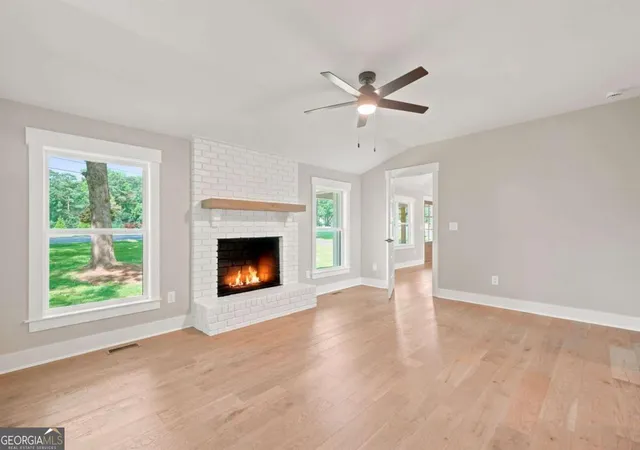 Photo 2 of Single family home for sale at 1528 New Light Rd, Canton, GA 30115 | MLS# 10798092 | Listing updated on 2026-08-12