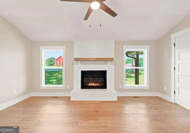 Photo 3 of Single family home for sale at 1528 New Light Rd, Canton, GA 30115 | MLS# 10798092 | Listing updated on 2026-08-12