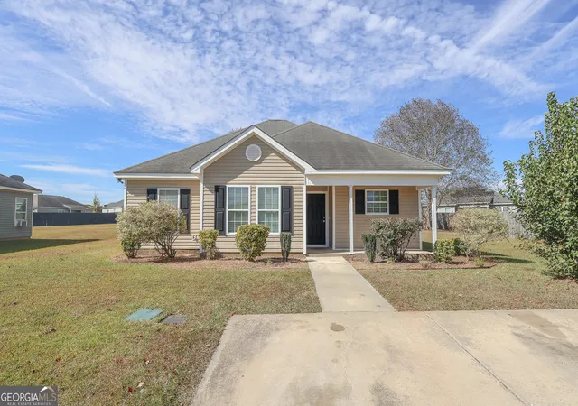 Photo 1 of Single family home for sale at 105 Rockport Ct, Perry, GA 31069 | MLS# 10880475 | Listing updated on 2026-10-29