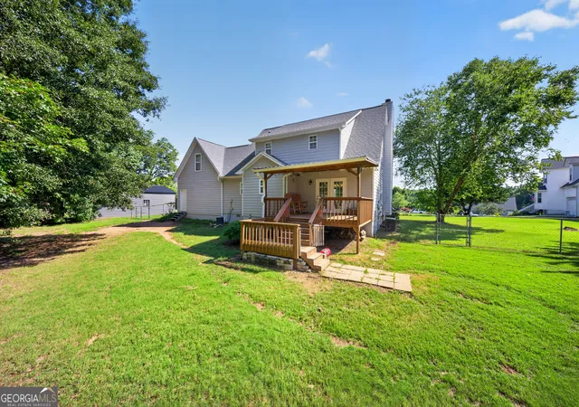 Photo 4 of Single family home for sale at 481 Lisa Cir, Winder, GA 30680 | MLS# 10809551 | Listing updated on 2026-09-01