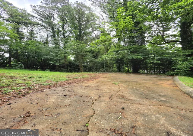 5th image of 618 Simone Wy, Stone Mountain, GA 30087 | MLS# 10787776