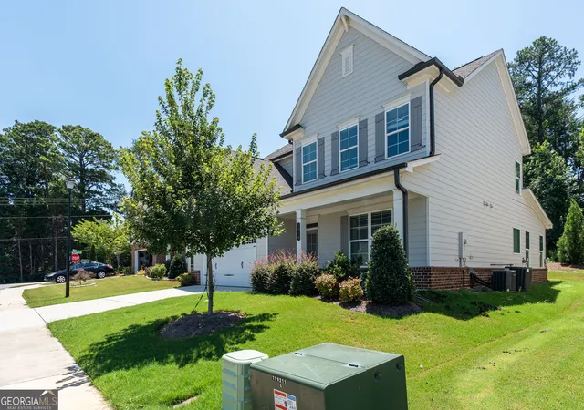 3rd image of 1210 Baynes Creek Dr, Suwanee, GA 30024 | MLS# 10807891