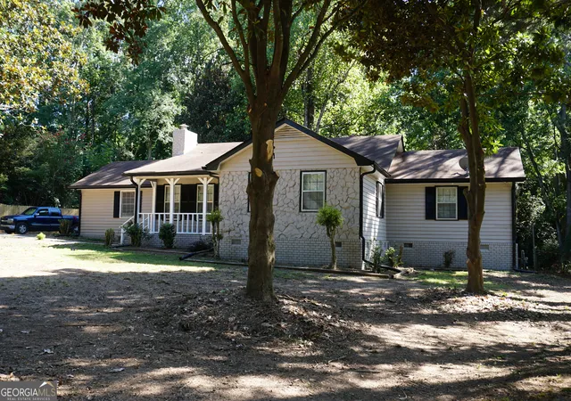 Photo 2 of Single family home for sale at 9243 Seminole Rd, Jonesboro, GA 30236 | MLS# 10684802 | Listing updated on 2026-09-04