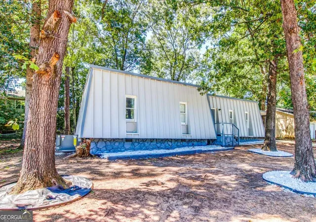 Photo 1 of Single family home for sale at 1764 Big Horn Ct Se, Conyers, GA 30013 | MLS# 10825400 | Listing updated on 2026-09-25