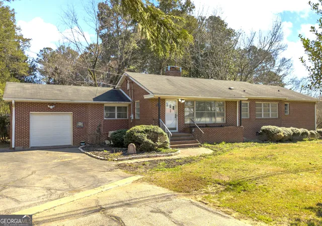 1st image of 1651 Athens Hwy, Elberton, GA 30635 | MLS# 10824137