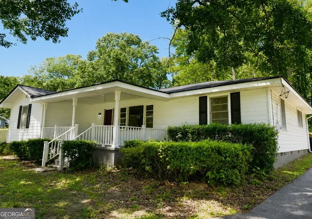 Photo 3 of Single family home for sale at 1660 Old Alabama Rd, Austell, GA 30168 | MLS# 10825830 | Listing updated on 2026-10-09