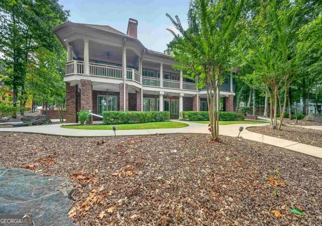 Photo 3 of Single family home for sale at 229 Reynolds Dr, Eatonton, GA 31024 | MLS# 10819597 | Listing updated on 2026-08-19