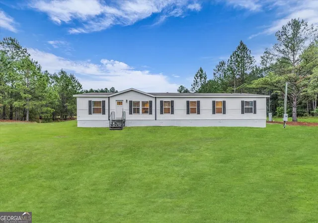 Homes for sale in Ludowici, GA | 750 Ne S T Morris Rd, Ludowici, GA 31316 | MLS# 10777248