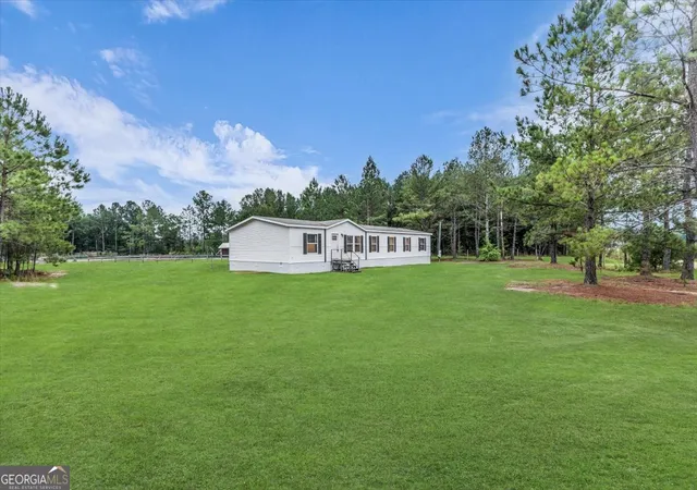 Homes for sale in Ludowici, GA | 750 Ne S T Morris Rd, Ludowici, GA 31316 | MLS# 10777248