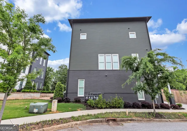 Photo 36 of Townhouse for sale at 3587 Candler Ct, Hapeville, GA 30354 | MLS# 10812504 | Listing updated on 2026-08-21
