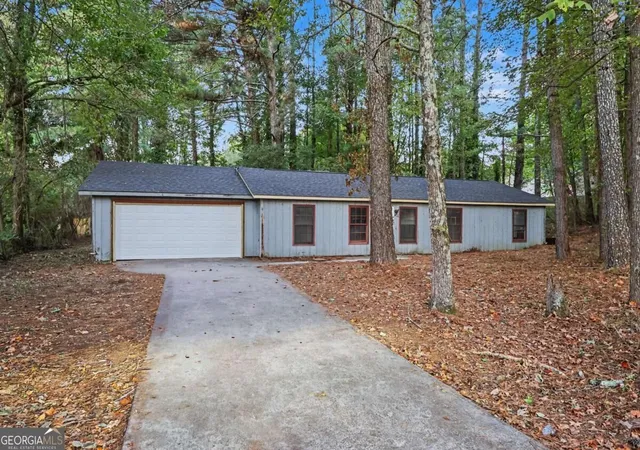Photo 1 of Single family home for sale at 6917 Mccurley Rd, Acworth, GA 30102 | MLS# 10878853 | Listing updated on 2026-10-26