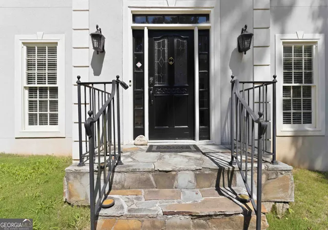 2nd image of 275 Sageglen Rd, Lawrenceville, GA 30044 | MLS# 10807352