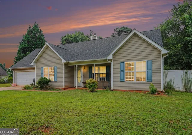 1st image of 513 Wylderose Ln, Locust Grove, GA 30248 | MLS# 10807639