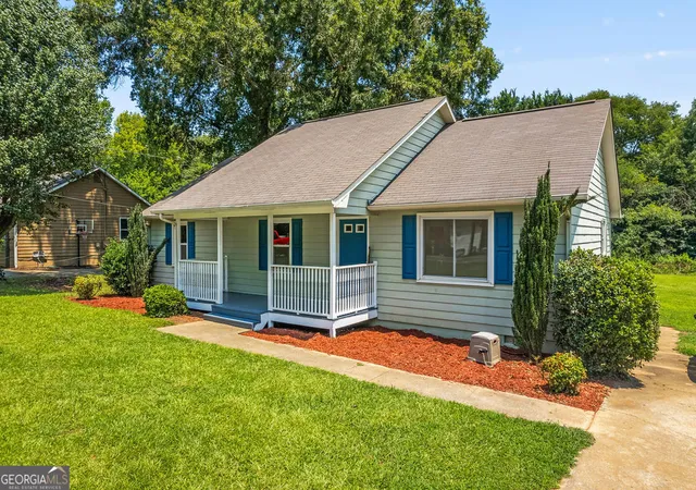 3rd image of 135 Manning Mill Rd Nw, Adairsville, GA 30103 | MLS# 10817138