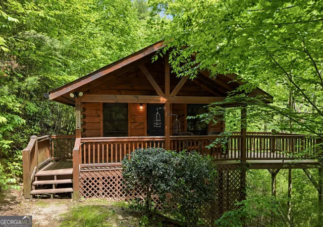 2nd image of 37 Dean Ct, Blue Ridge, GA 30513 | MLS# 10773718