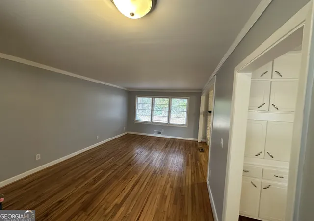 Photo 3 of Single family home for sale at 423 Center Cir Sw, Conyers, GA 30094 | MLS# 10757415 | Listing updated on 2026-08-26