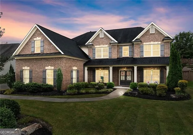Photo 2 of Single family home for sale at 6910 Concord Brook Ln, Cumming, GA 30028 | MLS# 10820853 | Listing updated on 2026-08-27