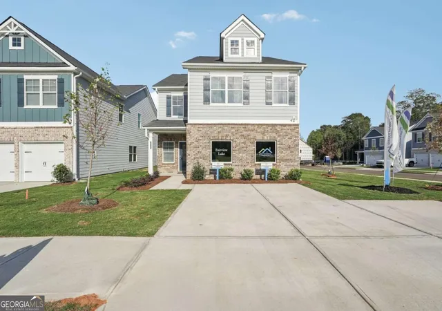 2nd image of 102 Vickers Point Dr, Fairburn, GA 30213 | MLS# 10806508
