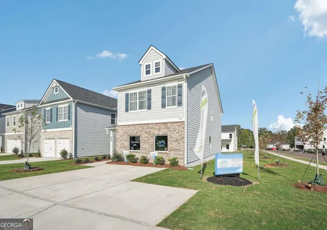 4th image of 102 Vickers Point Dr, Fairburn, GA 30213 | MLS# 10806508