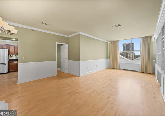 Photo 3 of Condo for sale at 2479 Peachtree Rd Ne #1808, Atlanta, GA 30305 | MLS# 10818384 | Listing updated on 2026-10-01