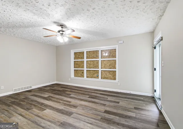 Photo 3 of Single family home for sale at 1883 Cindy Dr, Decatur, GA 30032 | MLS# 10835449 | Listing updated on 2026-09-24