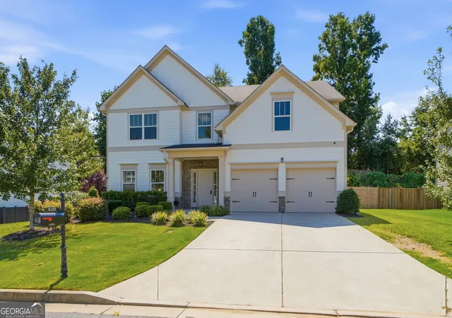 Photo 1 of Single family home for sale at 6135 Banyan Trl, Cumming, GA 30028 | MLS# 10834847 | Listing updated on 2026-09-17