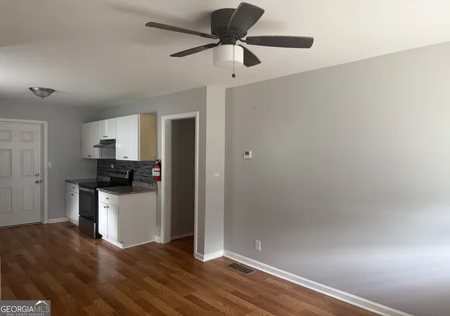 Photo 4 of Single family home for sale at 2557 Loghaven Dr Nw, Atlanta, GA 30318 | MLS# 10833768 | Listing updated on 2026-09-09
