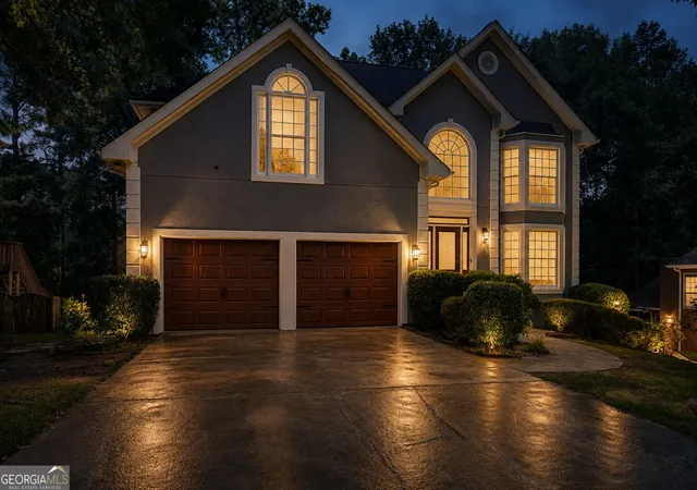 Photo 2 of Single family home for sale at 1412 Crooked Tree Cir, Stone Mountain, GA 30088 | MLS# 10823050 | Listing updated on 2026-09-18