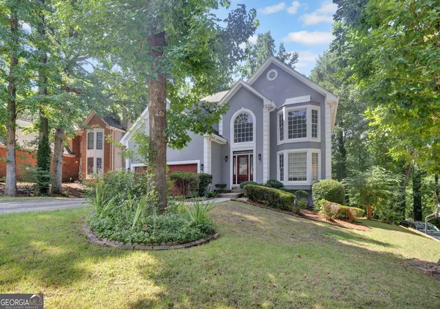 Photo 3 of Single family home for sale at 1412 Crooked Tree Cir, Stone Mountain, GA 30088 | MLS# 10823050 | Listing updated on 2026-09-18