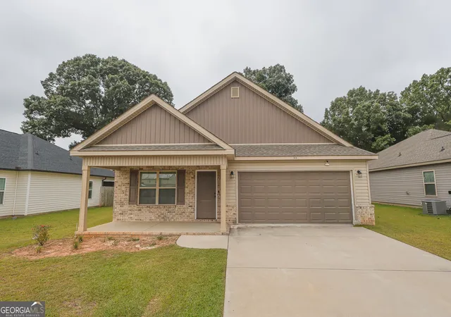 Photo 1 of Single family home for sale at 313 Lasso Dr, Warner Robins, GA 31088 | MLS# 10833307 | Listing updated on 2026-09-13