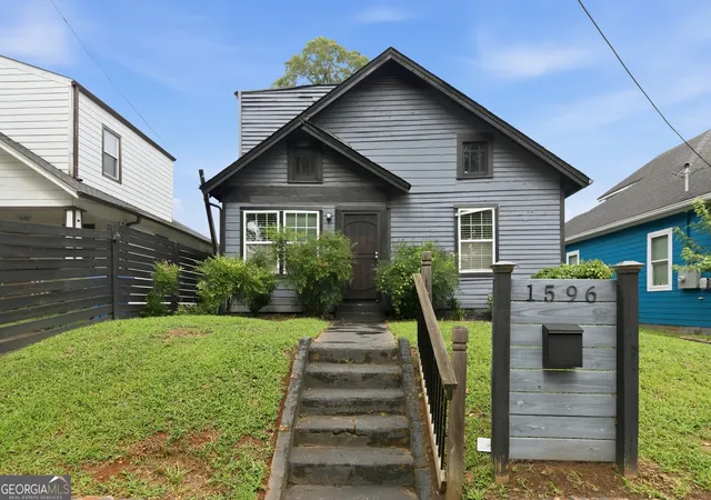 1st image of 1596 Jonesboro Rd Se, Atlanta, GA 30315 | MLS# 10814032