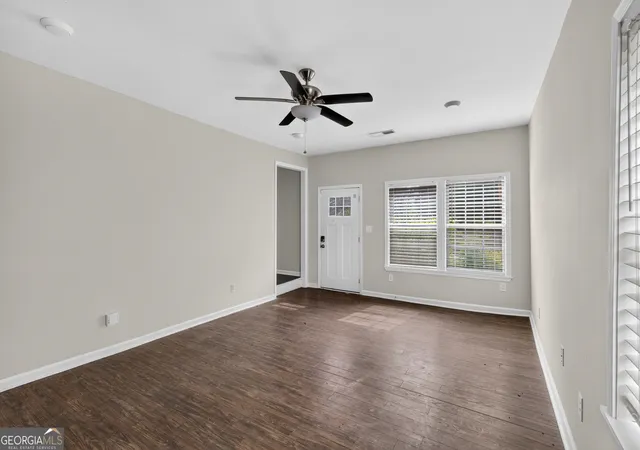 Photo 3 of Single family home for sale at 1596 Jonesboro Rd Se, Atlanta, GA 30315 | MLS# 10814032 | Listing updated on 2026-10-22