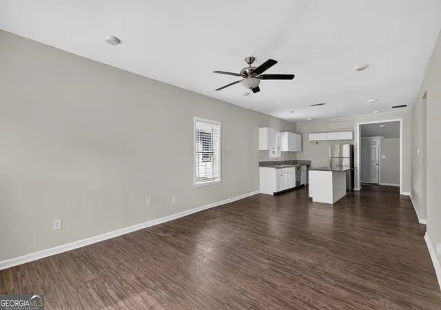 Photo 4 of Single family home for sale at 1596 Jonesboro Rd Se, Atlanta, GA 30315 | MLS# 10814032 | Listing updated on 2026-10-22