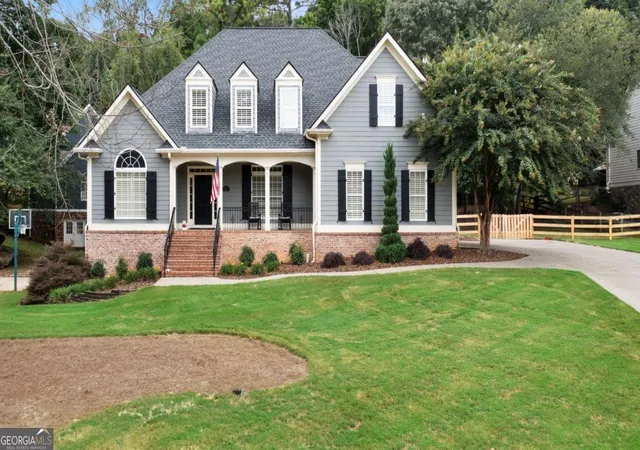Photo 4 of Single family home for sale at 31 Heartwood Dr SW, Cartersville, GA 30120 | MLS# 10820000 | Listing updated on 2026-08-19