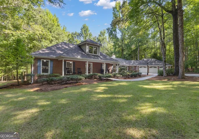 Homes for sale in Fayetteville, GA | 120 Ellenwood Ct, Fayetteville, GA 30215 | MLS# 10802642