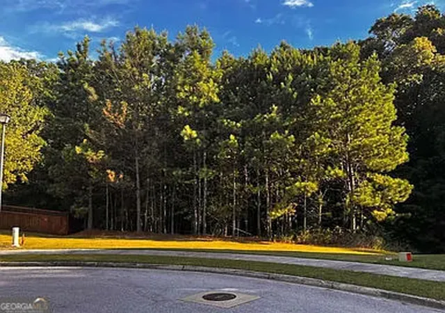 Photo 2 of Sale Pending at 1745 Indian Wood Rd, Lithonia, GA 30058 | MLS# 10669476 | Listing updated on 2026-05-20