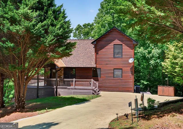 Photo 1 of Single family home for sale at 573 Weaver Crk Way, Blue Ridge, GA 30513 | MLS# 10804350 | Listing updated on 2026-09-16