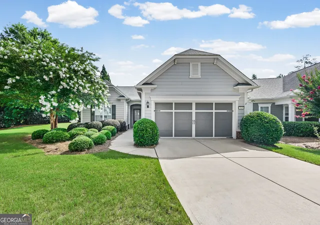 Photo 3 of Single family home for sale at 105 Champions Ct, Griffin, GA 30223 | MLS# 10714914 | Listing updated on 2026-10-07
