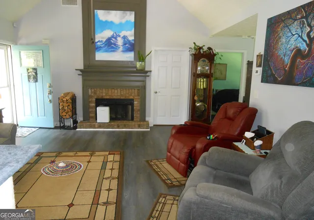 Photo 4 of Sale Pending at 209 Pebble Creek Dr, Mcdonough, GA 30253 | MLS# 10828995 | Listing updated on 2026-09-08