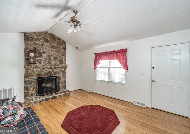 5th image of 36 Ramblewood Dr Se, Silver Creek, GA 30173 | MLS# 10797210