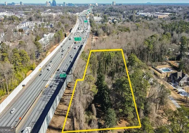 3rd image of 5757 Long Island Dr Nw, Sandy Springs, GA 30327 | MLS# 10251031