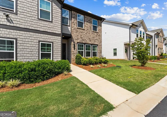 Photo 3 of Townhouse for sale at 4109 Kingsbere Way, Douglasville, GA 30135 | MLS# 10836897 | Listing updated on 2026-09-14