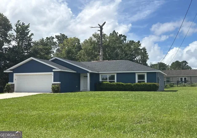 Photo 2 of Single family home for sale at 8 Fir Trl Pass, Ocala, FL 34472 | MLS# 10836546 | Listing updated on 2026-08-31