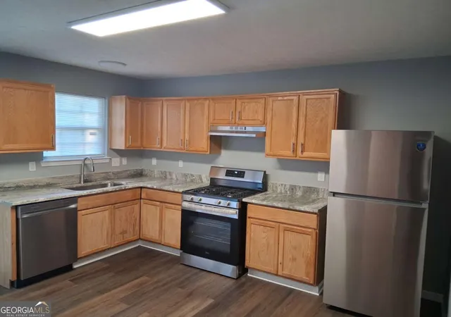 3rd image of 3124 Fields Dr, Lithonia, GA 30038 | MLS# 10784807