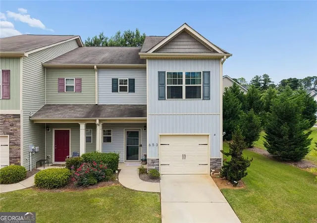 1st image of 653 Oakside Pl, Acworth, GA 30102 | MLS# 10804473